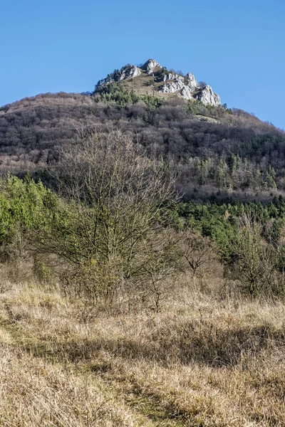 Vapec kulle, Strazov bergen, Slovakien — Stockfoto