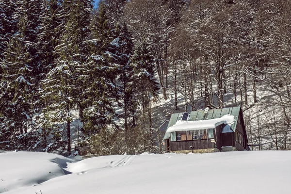 Shelter Limba Rakytov Big Fatra Mountains Slovak Republic Snowy Landscape — Stock Photo, Image