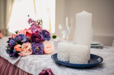 Etkileyici ve güzel düğün tuzak kurdu. Seçici odak. Tonlu görüntü. Ceremoy