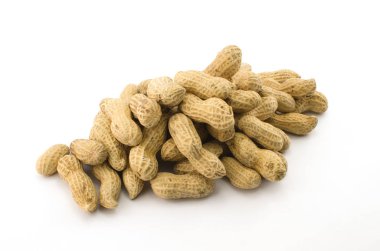 Beyaz arka plan üzerinde izole fıstık closeup,