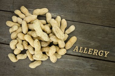 Yiyecek Alerji sağlık kavramı, fıstık veya yer fıstığı yakın kadar üzerinde woo
