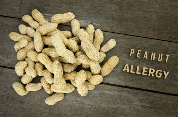 Yiyecek Alerji sağlık kavramı, fıstık veya yer fıstığı yakın kadar üzerinde woo