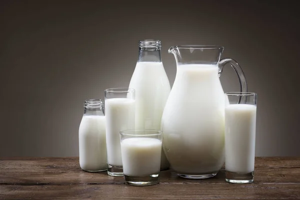 Молоко натюрморт — стоковое фото