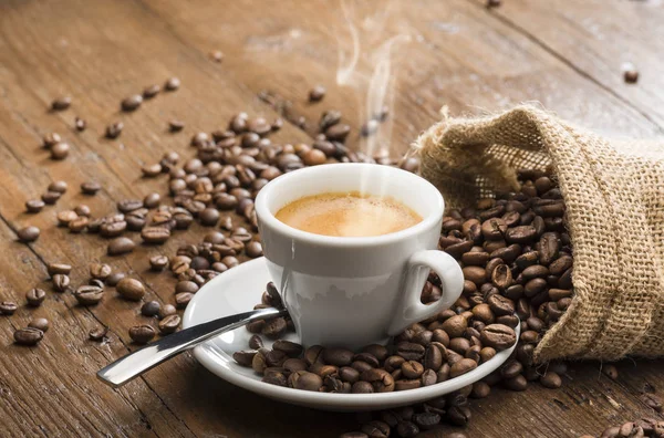 Dampende kaffekopp – stockfoto