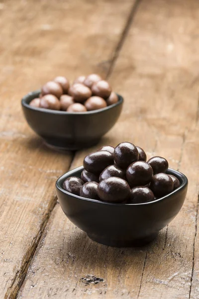 Темний шоколад Пралінові цукерки — стокове фото