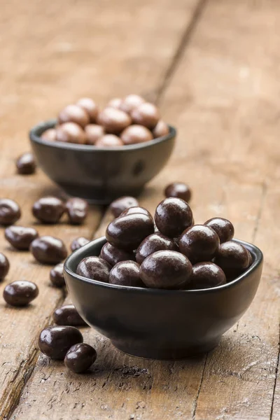 Pralines au chocolat noir — Photo