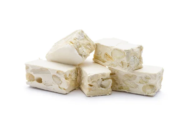 Pequenas Peças Nougat Fundo Branco — Fotografia de Stock