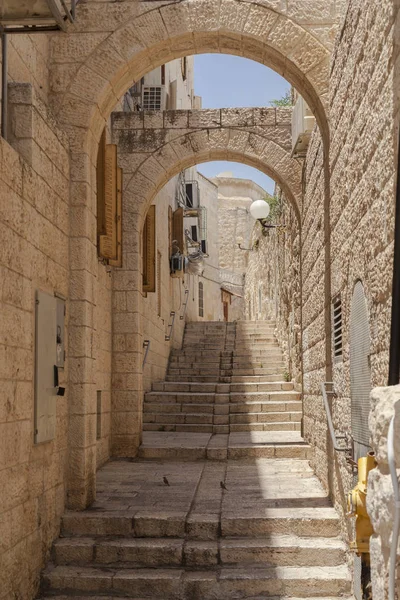 狭窄的耶路撒冷街道 — 图库照片