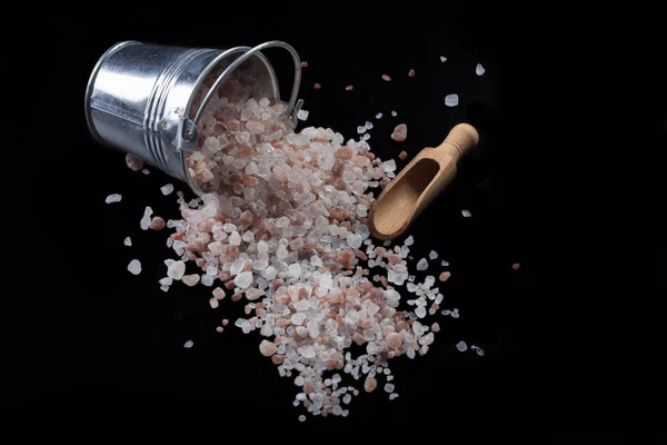 斗盐和勺子 — 图库照片