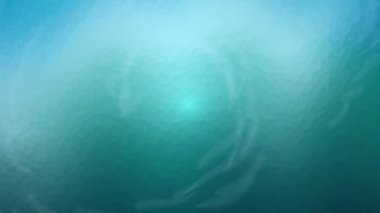 Su dalgaları arka ortasındaki bir ışıkla