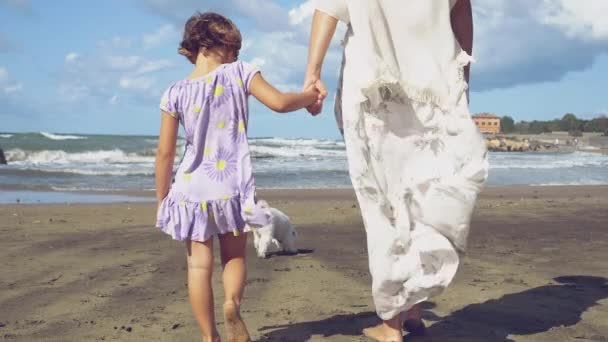 Mother Walking Hand Hand Little Girl Walking Slow Motion — Stock Video