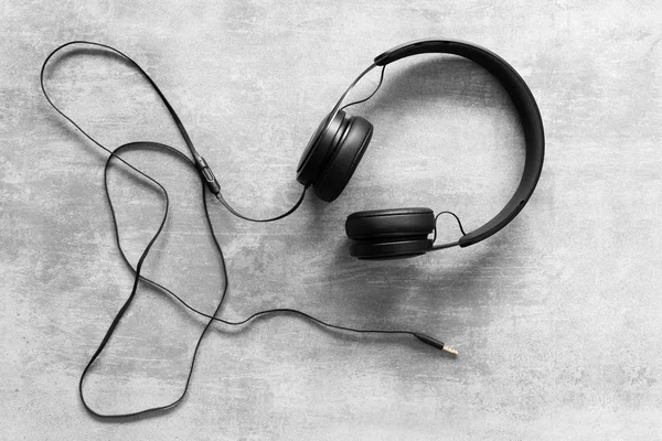 Headset on a concrete background — Stock Photo, Image