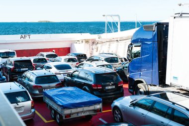 Norveç'te araba ve yolcu feribot