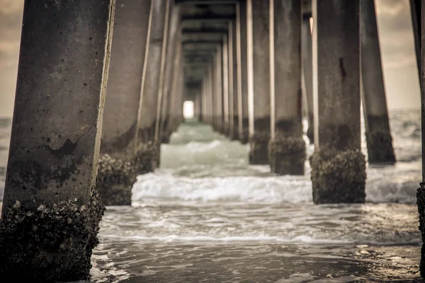 Vista Desde Debajo Del Muelle — Foto de Stock