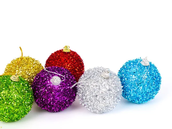 Gruppo di palline natalizie colorate — Foto Stock