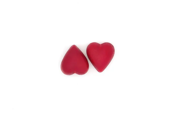 Dvě Rudá Srdce Izolovaná Bílém Pozadí Láska Srdce Koncept Valentinek — Stock fotografie