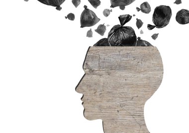 Ahşap çöp baş ve çöp torbaları üzerinde beyaz backgro düşüyor