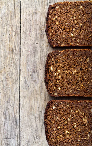 bütün tahıl brown ekmek.