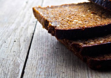 bütün tahıl brown ekmek.