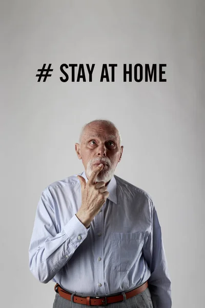 Anciano Queda Casa Durante Brote Coronavirus Covid Senior Preocupado Por — Foto de Stock