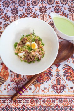         Rusya'da lezzetli ve faydalı Kahvaltı