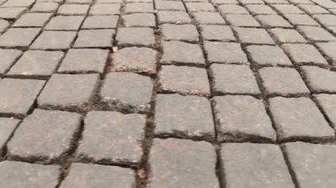 Panorama döşeli cadde yakın çekim üzerinde