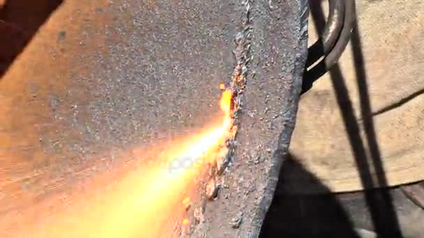 Metal cutting gas welding machine — Stock Video