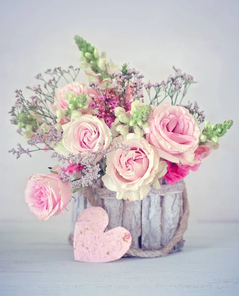 Bir çiçek ile kutlama.