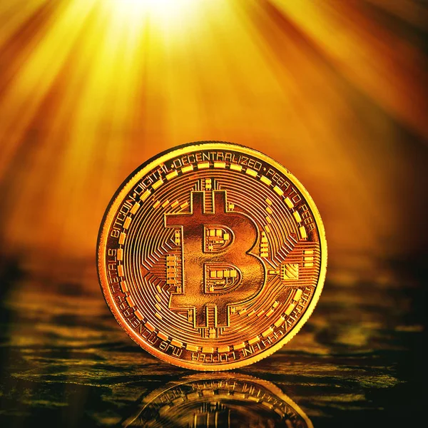 Gouden Bitcoins Een Gouden Achtergrond Foto Nieuwe Virtueel Geld Nieuwe — Stockfoto