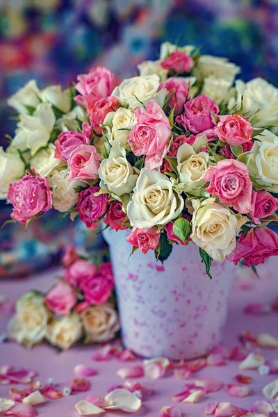 Close Floral Composition Pink Roses Many Beautiful Fresh Pink Roses — Stock Photo, Image