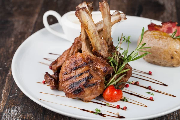 Lamb chop meal with potato — Stock Photo, Image