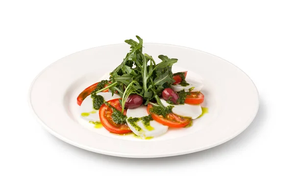 Salada Caprese fresca em um prato branco — Fotografia de Stock