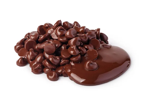 Callets de chocolate aislados sobre fondo blanco — Foto de Stock