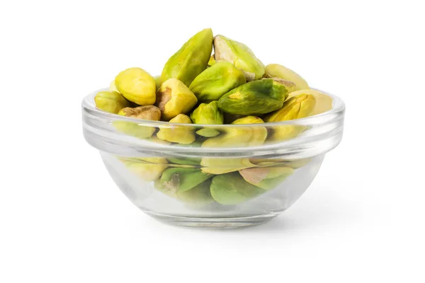 Nueces de pistacho. Aislado sobre un fondo blanco . —  Fotos de Stock