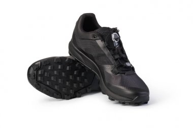 Beyaz arka plan üzerinde izole iş boots