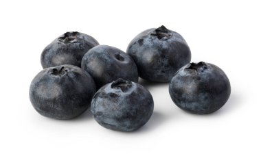 Yaban mersini. Taze çilek beyaz arka plan üzerinde izole.