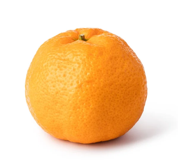 Reife Mandarine isoliert auf weißem Hintergrund — Stockfoto