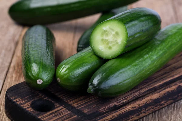 Gurka Isolerad Vit Bakgrund — Stockfoto