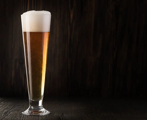 Glass Beer Wood Background Copyspace — Stock Photo, Image