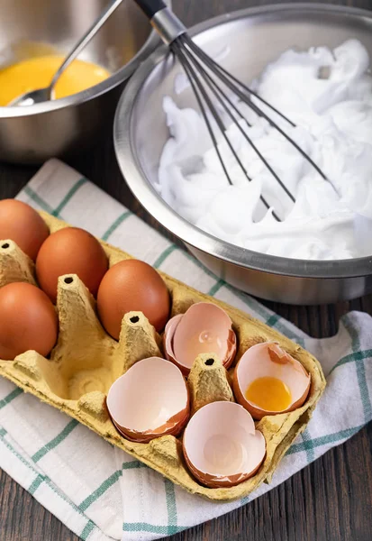 Chicken egg — Stock Photo, Image