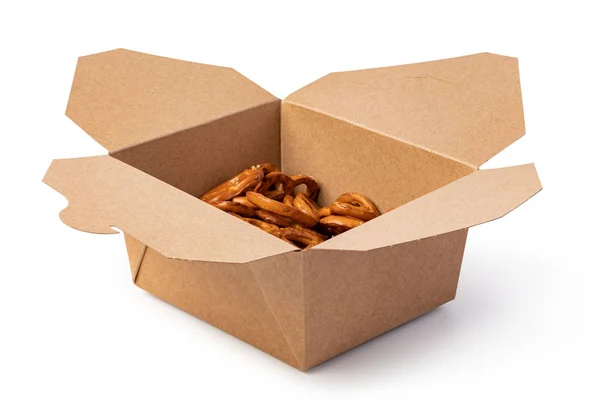 Pretzels de sal na caixa — Fotografia de Stock