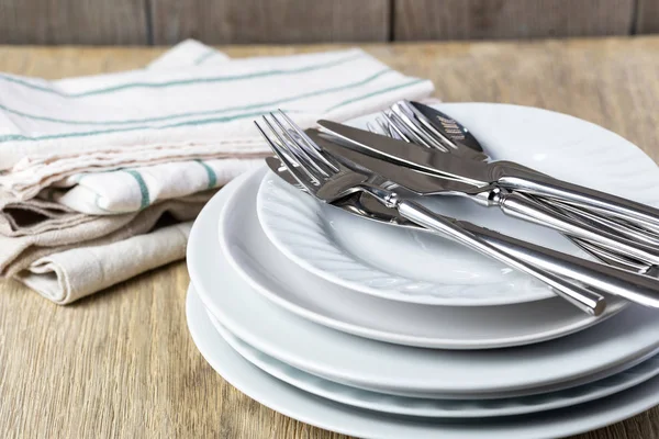 Plate and cutlery — Stock Photo, Image