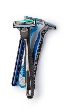 Beyaz bir arka plan üzerinde izole traş ustura aleti.