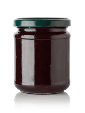 Kuşüzümü reçeli kavanozları beyaz arkaplanda izole