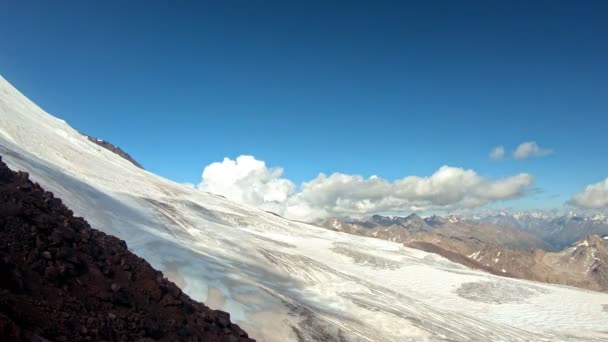 Veduta Panoramica Del Ghiacciaio Sotto Monte Elbrus Punto Più Alto — Video Stock