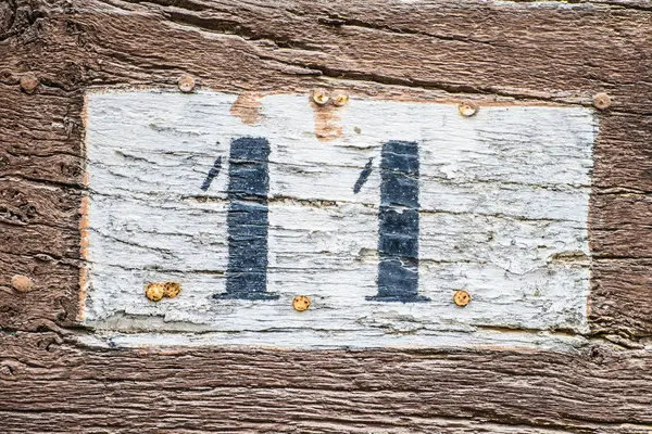 나무 벽에 숫자 — 스톡 사진