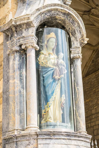 Vitoria, İspanya - 6 Nisan, 2017: Vitoria Gasteiz, Bask Bölgesi Virgen Blanca