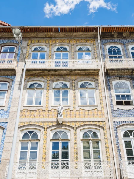 Guimaraes, portugal - 12. Juni 2019: historisches zentrum in guimaraes, portugal — Stockfoto