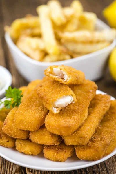 Portion Fischstäbchen — Stockfoto