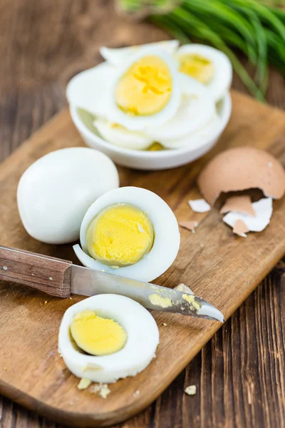 Gedeelte van gekookte eieren — Stockfoto